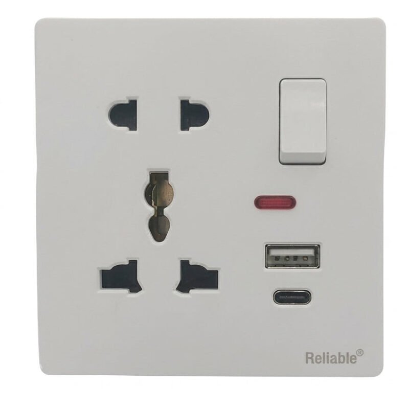 Universal Socket with USB & Type-C Charger – 16A | Reliable Electric